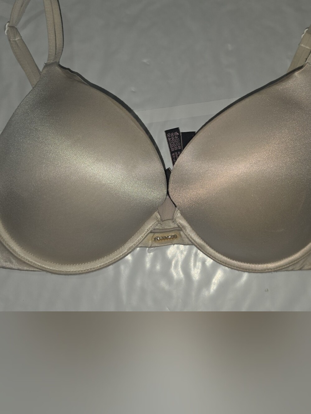 Victoria's Secret Smooth Light Nude T-Shirt Bra 34D*Damaged